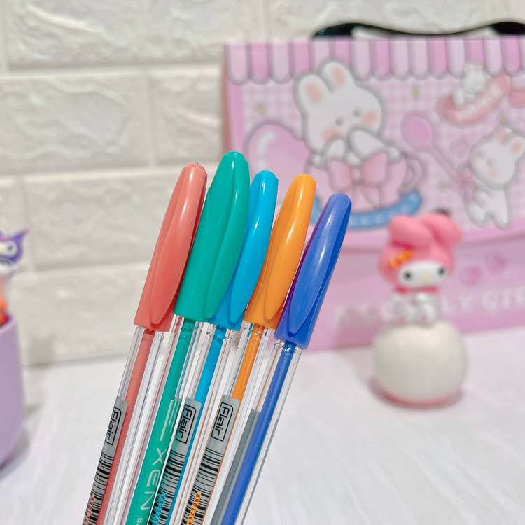 جوهر همه رنگ ها ابی میباشد